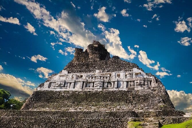 13 Best Tourist and Archaeological Sites in Belize Travel Guide